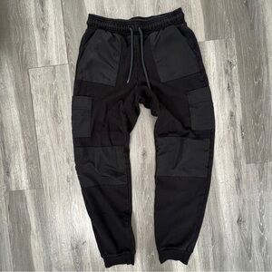ALO Yoga Black Cargo Jogger Pants Small